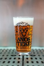 Verre pinte Anosteké